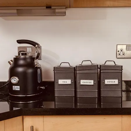 Daire Dock Apt, Free Secure Parking! 2 Bed