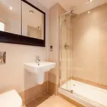 Dock Apt, Free Secure Parking! 2 Bed דירה לידס