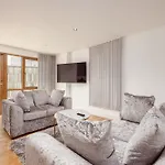 Dock Apt, Free Secure Parking! 2 Bed דירה לידס