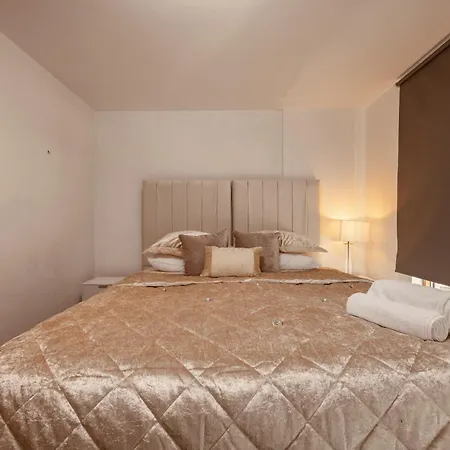 דירה Dock Apt, Free Secure Parking! 2 Bed לידס